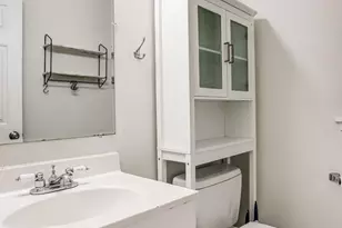 12 Rhode Island Ave NW, Washington, DC 20001 - Photo 32