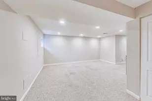 627 Lamont St NW, Washington, DC 20010 - Photo 32