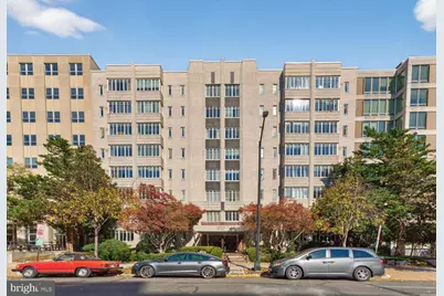 1727 Massachusetts Avenue NW #807, Washington, DC 20036 - Photo 2