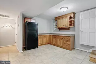 2108 48th St NW, Washington, DC 20007 - Photo 36