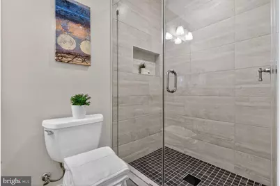609 Gresham Place NW #1, Washington, DC 20001 - Photo 18