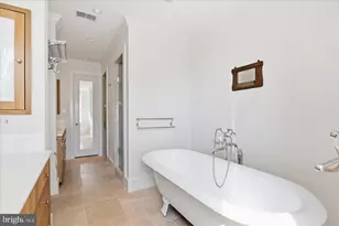 1615 35th St NW, Washington, DC 20007 - Photo 22