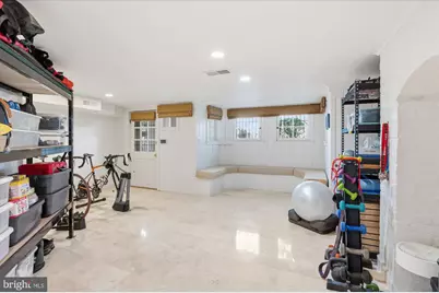 1615 35th Street NW, Washington, DC 20007 - Photo 30