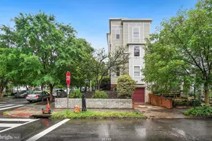 1377 K St SE, Washington, DC 20003 - Photo 26