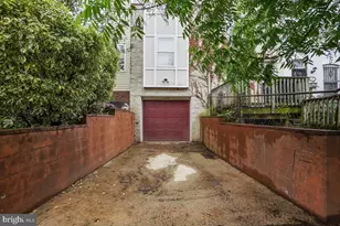 1377 K St SE, Washington, DC 20003 - Photo 24