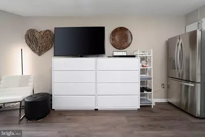 2111 Wisconsin Avenue NW #512, Washington, DC 20007 - Photo 12