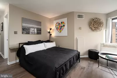 2111 Wisconsin Avenue NW #512, Washington, DC 20007 - Photo 4