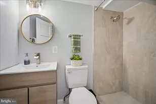 17 Longfellow St NW, Washington, DC 20011 - Photo 22