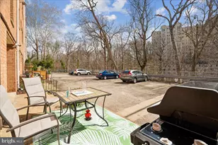 2710 Macomb St NW, Washington, DC 20008 - Photo 20