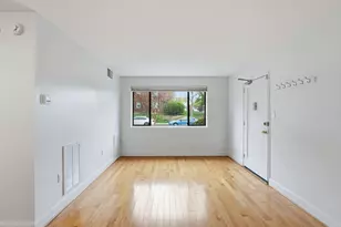 3835 Davis Pl NW, Washington, DC 20007 - Photo 6