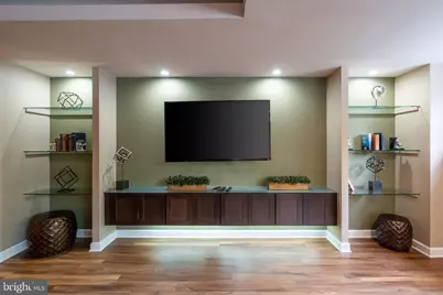 2111 Wisconsin Avenue NW #512, Washington, DC 20007 - Photo 24