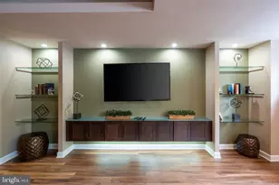 2111 Wisconsin Ave NW, Washington, DC 20007 - Photo 24