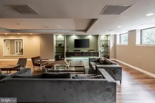 2111 Wisconsin Ave NW, Washington, DC 20007 - Photo 22