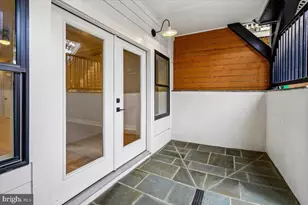 1329 Irving St NW, Washington, DC 20010 - Photo 22