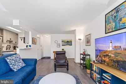 1545 18th St NW #212, Washington, DC 20036 - Photo 6