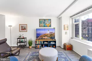 1545 18th St NW, Washington, DC 20036 - Photo 4