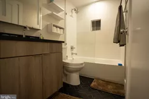 1421 Spring Rd NW, Washington, DC 20010 - Photo 12