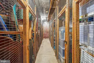 2205 California St NW, Washington, DC 20008 - Photo 50