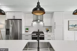 1427 Parkwood Pl NW, Washington, DC 20010 - Photo 14