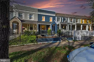 1427 Parkwood Pl NW, Washington, DC 20010 - Photo 2