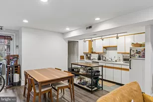 1217 Massachusetts Ave SE, Washington, DC 20003 - Photo 38