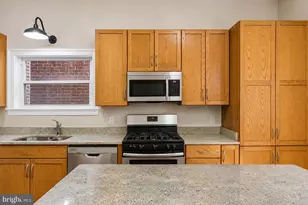 1217 Massachusetts Ave SE, Washington, DC 20003 - Photo 10
