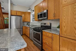 1217 Massachusetts Ave SE, Washington, DC 20003 - Photo 12