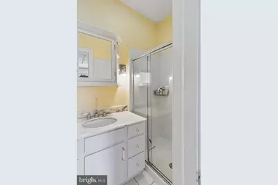 1217 Massachusetts Avenue SE, Washington, DC 20003 - Photo 30