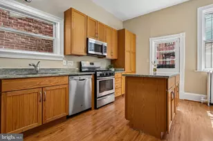 1217 Massachusetts Ave SE, Washington, DC 20003 - Photo 18