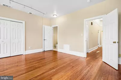 1217 Massachusetts Avenue SE, Washington, DC 20003 - Photo 24