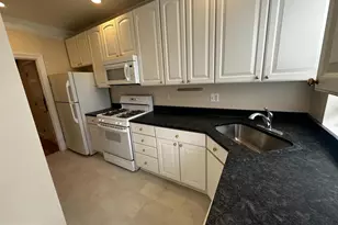 1215 I St NE, Washington, DC 20002 - Photo 10