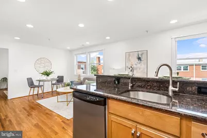 1628 C Street SE #302, Washington, DC 20003 - Photo 8