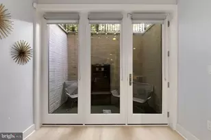 1700 Euclid St NW, Washington, DC 20009 - Photo 4