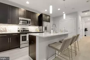 1700 Euclid St NW, Washington, DC 20009 - Photo 2