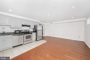 1321 NW Fairmont Street NW, Washington, DC 20009 - Photo 18