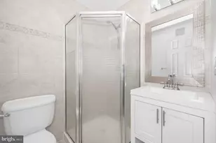 1321 NW Fairmont Street NW, Washington, DC 20009 - Photo 8