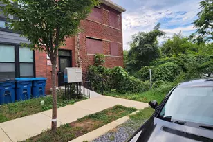 732 51st St NE, Washington, DC 20019 - Photo 2