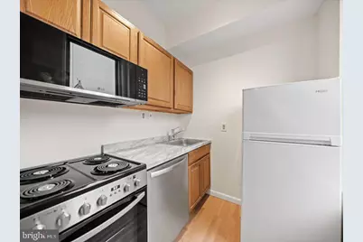 1706 U Street NW #202, Washington, DC 20009 - Photo 8