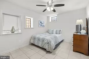 661 F St NE, Washington, DC 20002 - Photo 40