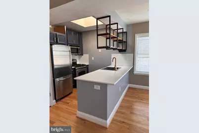 922 Madison Street NW #301WASHINGTON, Dc, DC 20011 - Photo 2