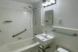 4200 Cathedral Ave NW, Washington, DC 20016 - Photo 16