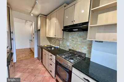 4200 Cathedral Avenue NW #918, Washington, DC 20016 - Photo 14