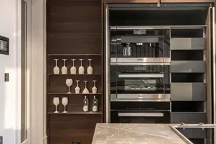 2611 P St NW, Washington, DC 20007 - Photo 4