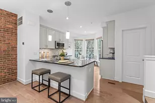 1010 4th St SE, Washington, DC 20003 - Photo 18