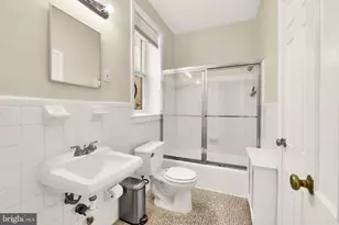 323 Maryland Ave NE, Washington, DC 20002 - Photo 16