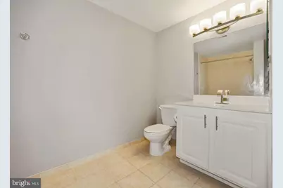 350 G Street SW #N522, Washington, DC 20024 - Photo 6