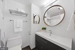 1825 T St NW, Washington, DC 20009 - Photo 18