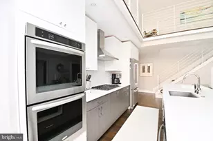 2012 Kalorama Rd NW, Washington, DC 20009 - Photo 26