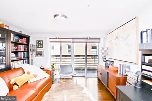 2012 Kalorama Rd NW, Washington, DC 20009 - Photo 32