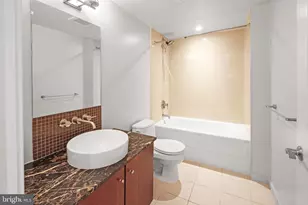 1025 1st St SE, Washington, DC 20003 - Photo 16